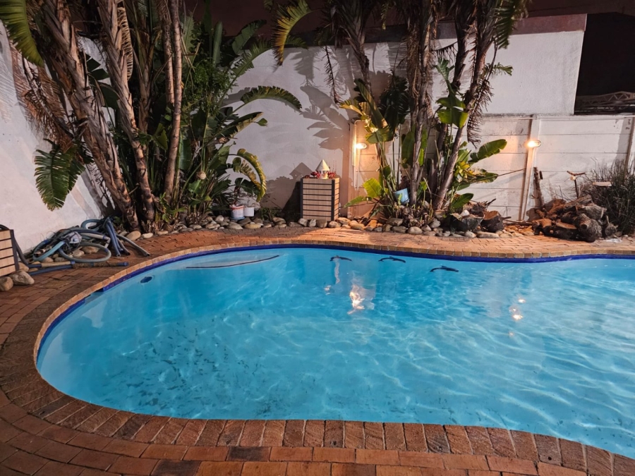 4 Bedroom Property for Sale in Klawer Western Cape